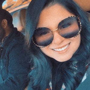 Meet your Posher, Rosio